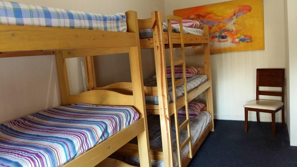 Albergue Yellow House Internacional *