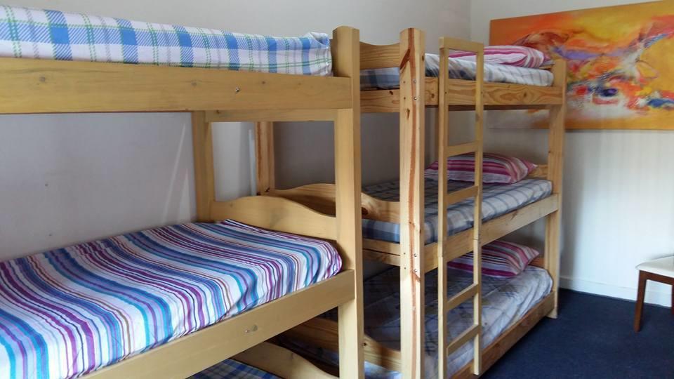 Yellow House Internacional Albergue *